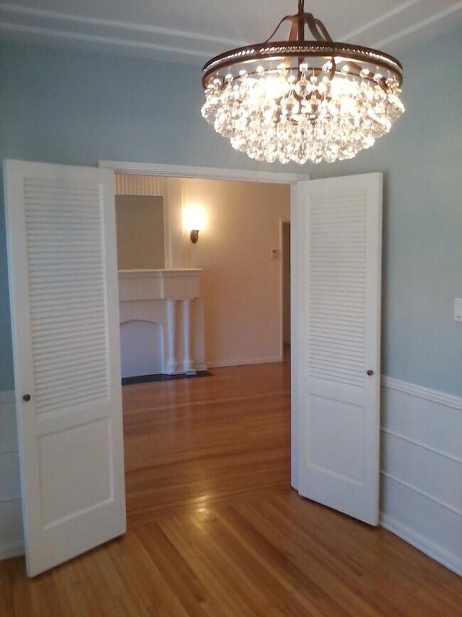 View of faux fireplace - 442 S Palm Dr