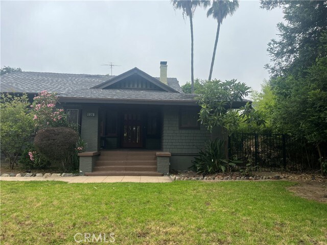 Foto principal - 1075 E Elizabeth St