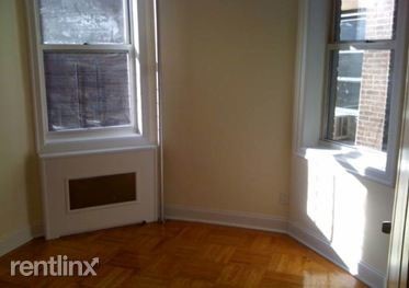 Primary Photo - 2 br, 1 bath Apartment - 310 W 106th St