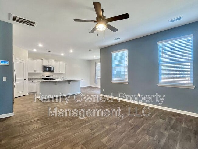 Building Photo - 146 Sweet Cherry Ln