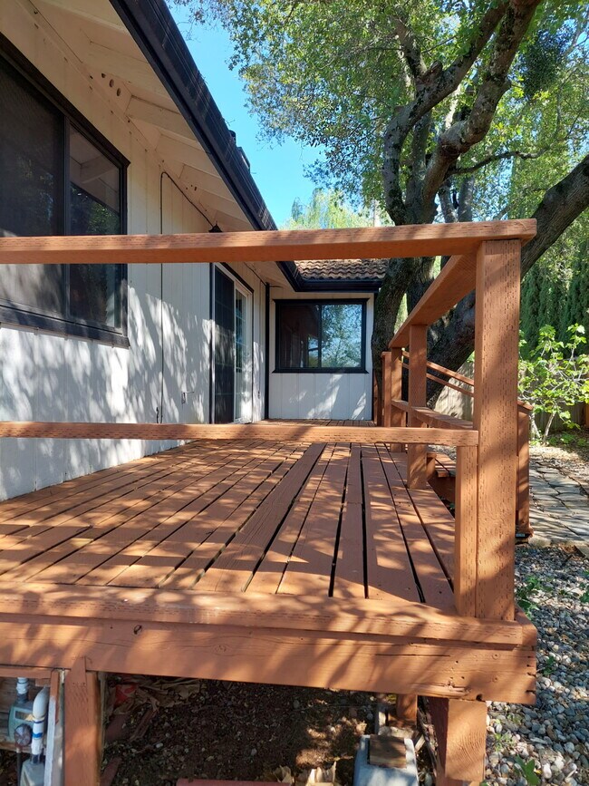 Building Photo - 3838 Los Santos Dr