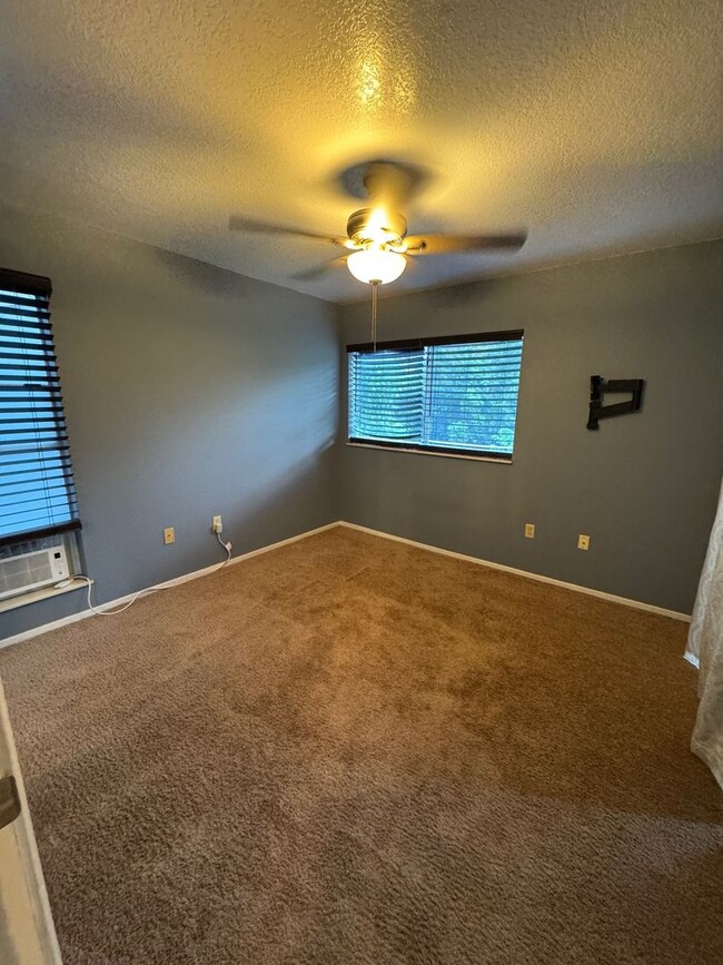 Foto del edificio - For Rent - [Evergreen Terrace] 95-270 Waik...