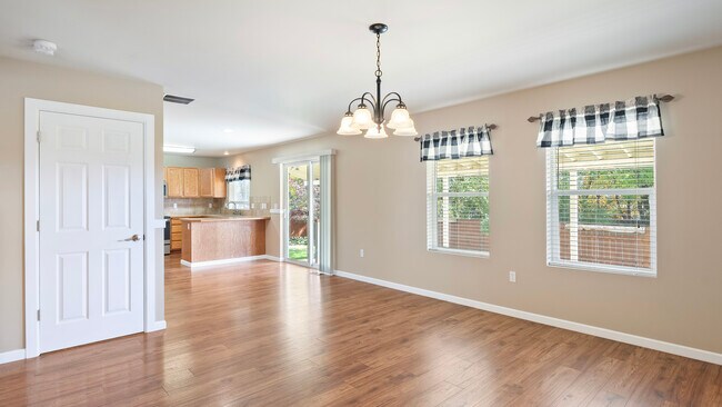 Foto del edificio - 1605 Kedlin Ln