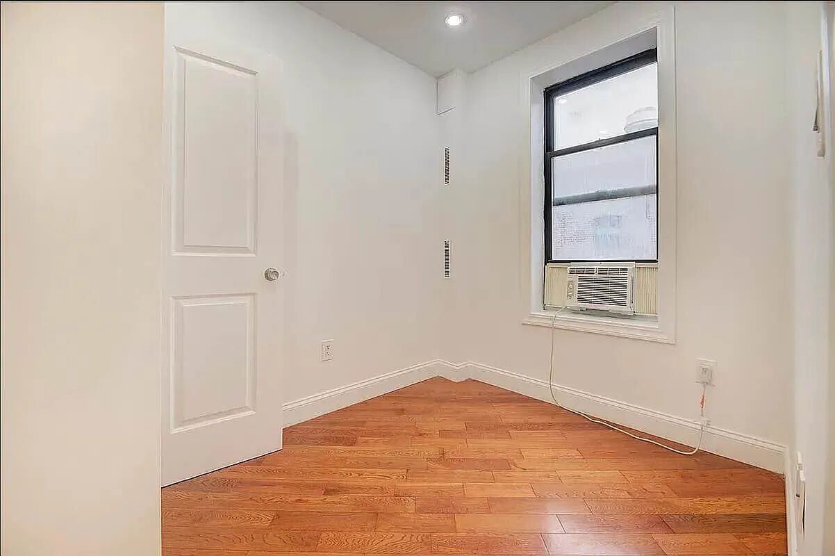 Building Photo - 75 Orchard Street