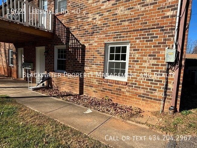 Photo - 19625 Leesville Rd Apartment