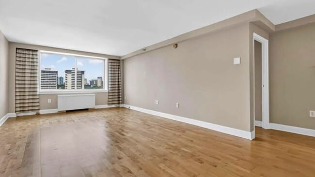 Building Photo - 2479 Peachtree Rd