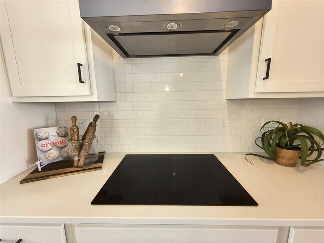 Foto del edificio - 2821 Beacon Bend Xing