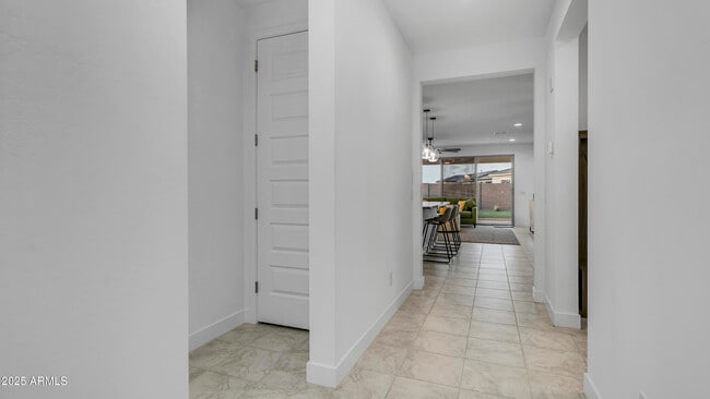 Building Photo - 16159 S 177th Dr