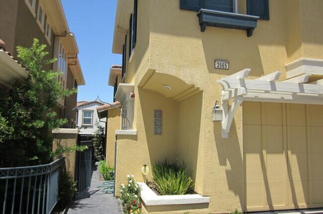 Foto del edificio - 3565 Rocking Horse Ct