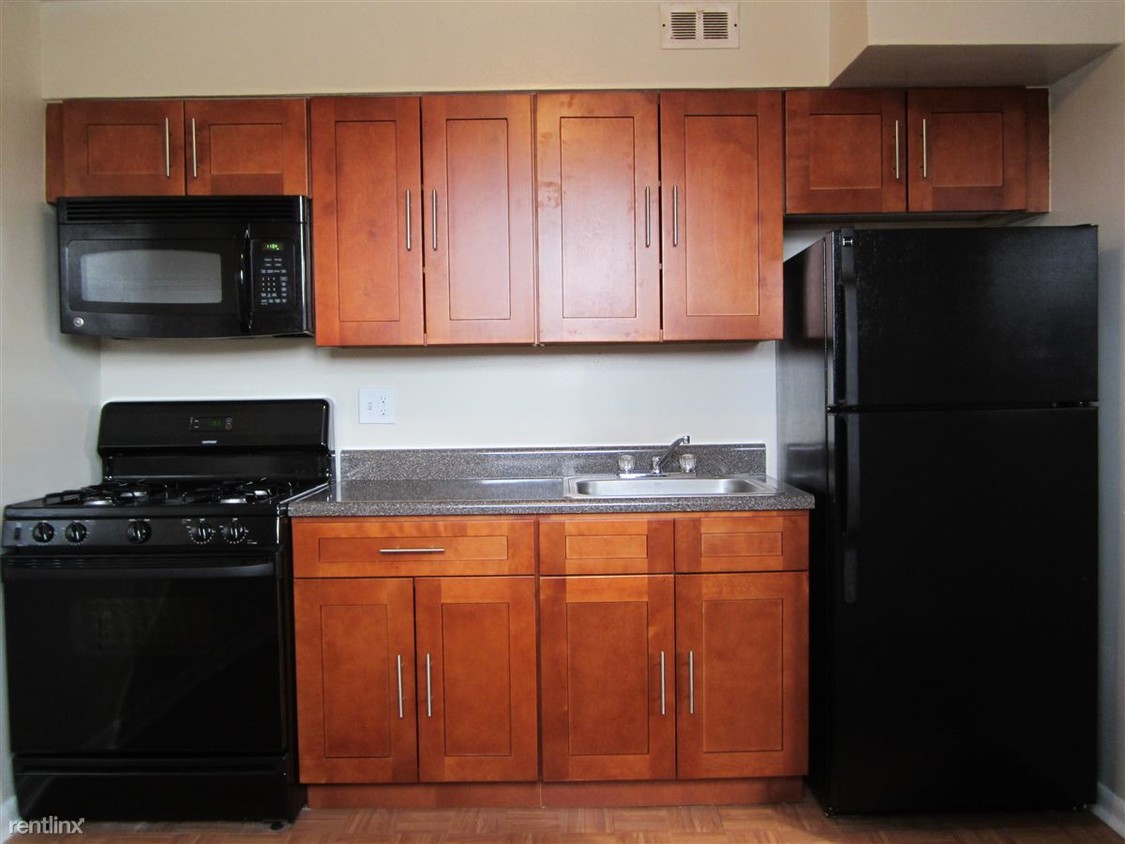 Foto principal - 331 E Mount Airy Ave