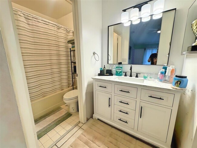 Foto del edificio - 8007 NW 71st Ct