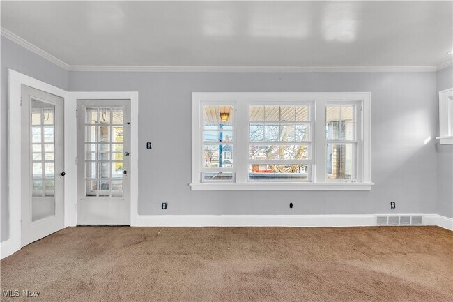 Foto del edificio - 18802 Cherokee Ave