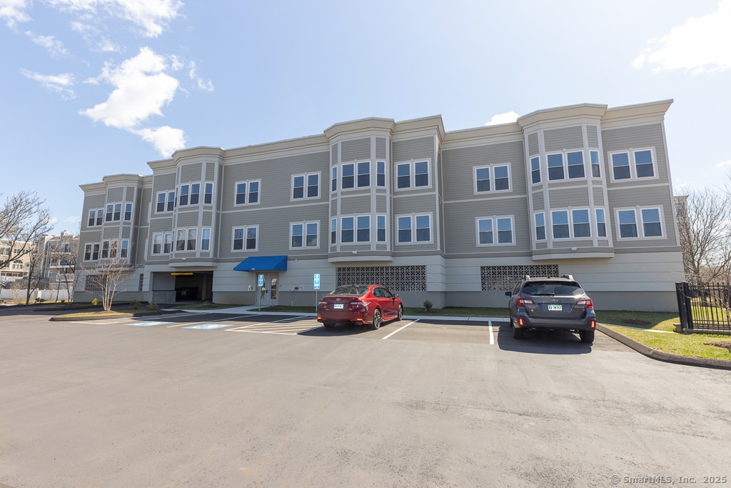 Primary Photo - 300 Harbour Close
