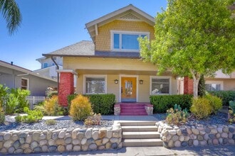 Building Photo - 4052 Albatross St