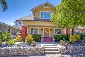 Building Photo - 4052 Albatross St