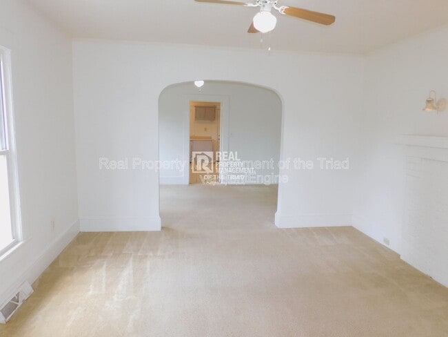 Foto del edificio - 1407 Gorrell St