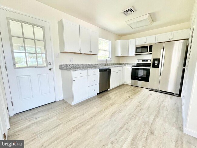 Foto del edificio - 1416 S Governors Ave