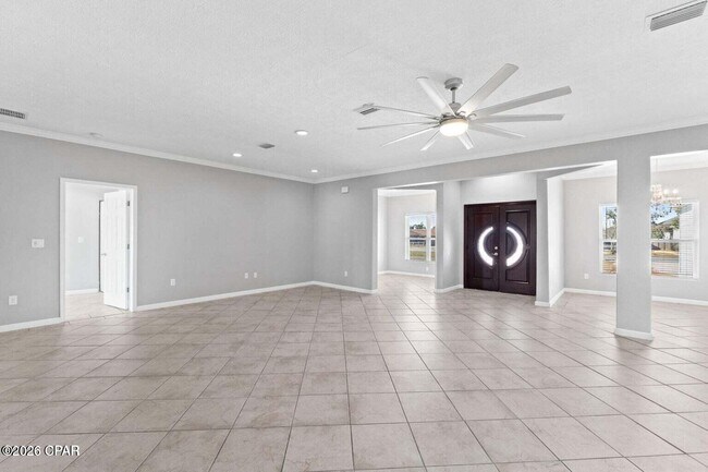 Building Photo - 1041 Plantation Dr