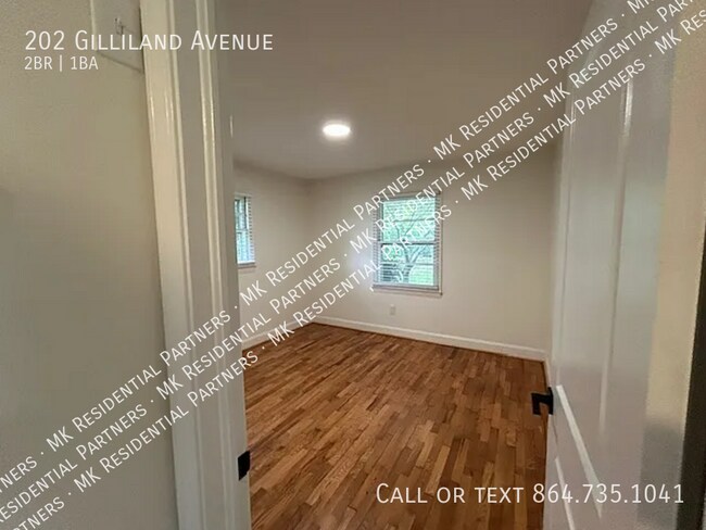 Foto del edificio - 202 Gilliland Ave