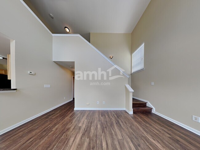 Building Photo - 2109 Stonegate Court