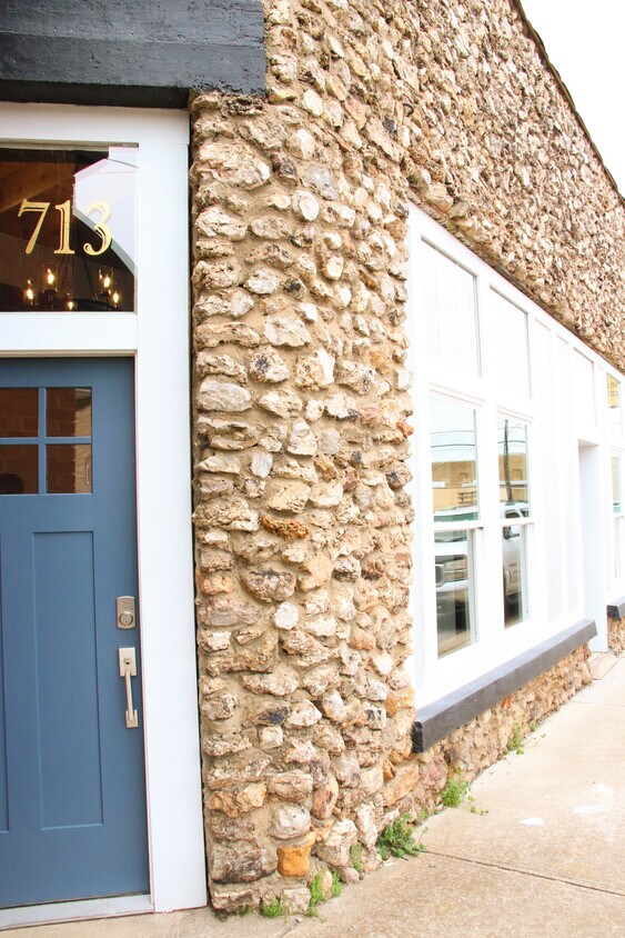 719 S. Baker St. Unit Apt. 3, Mountain Home, AR 72653 719 S. Baker St