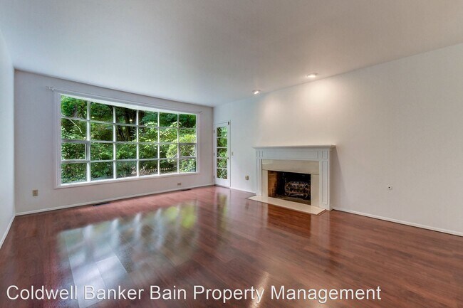 Foto del edificio - 4 br, 3 bath House - 12629 N. E. 2nd Street