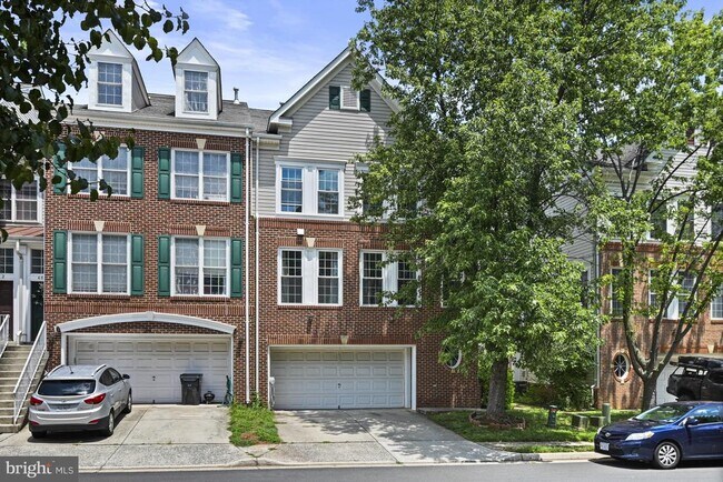 Foto del edificio - 46186 Walpole Terrace