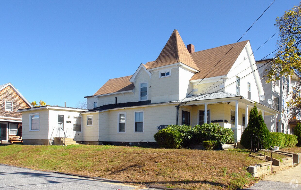 Primary Photo - 620 Silver St
