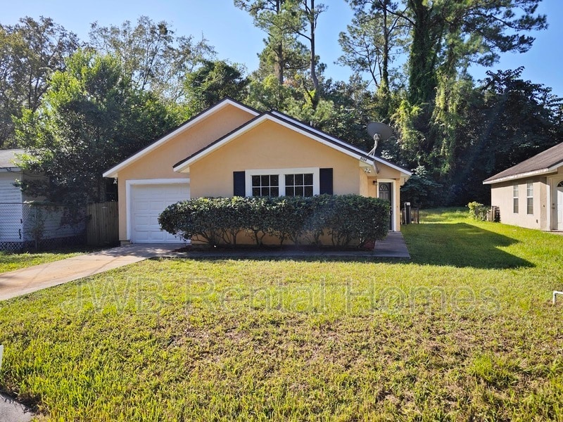 Primary Photo - 6584 Hughes St