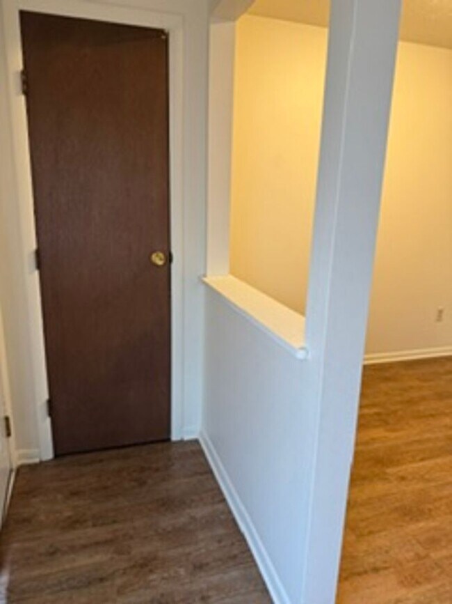 Foto del edificio - 834 Sussex Pl
