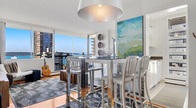 Building Photo - 2040 Nelson St.