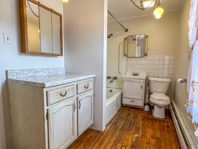 Foto del edificio - 200 N 3rd St