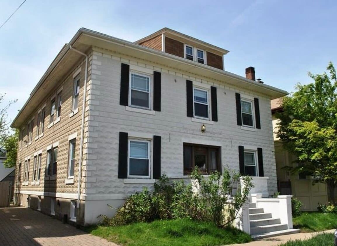 Foto principal - 23 Bedlow Ave
