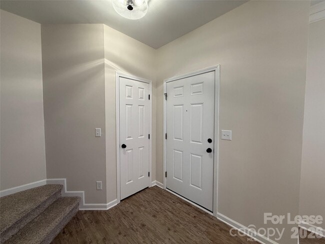 Building Photo - 17632 Delmas Dr