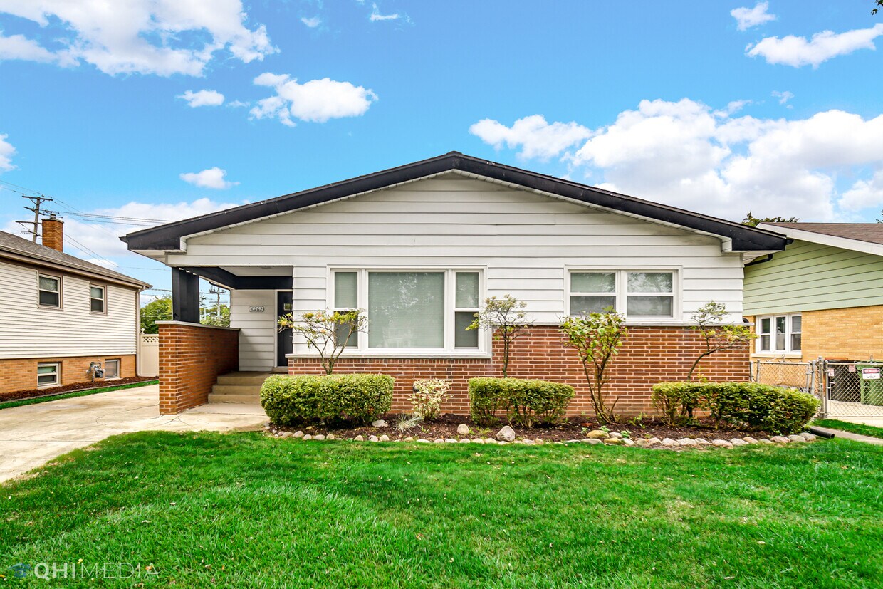 Foto principal - 10262 S 52nd Ave