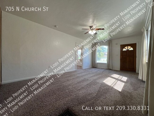 Building Photo - 705 N Church St