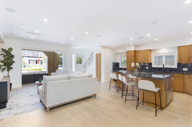 Foto del edificio - 204 Agate Ave