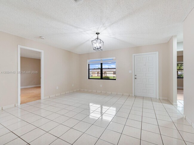 Foto del edificio - Southwest 46th Street, Miami, FL 33175 - 4 BR 2 BA single-family home