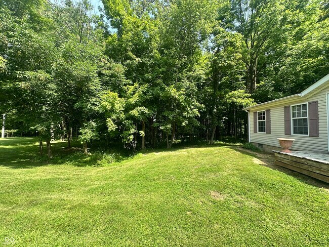 Foto del edificio - 6081 S County Rd 425 E