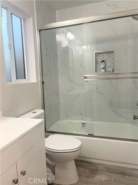 Foto del edificio - 1513 W 113th St