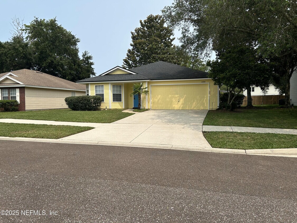 Foto principal - 13555 Ashford Wood Ct W