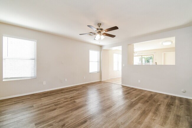 Foto del edificio - 1080 S Bogle Ct