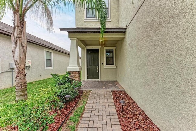 Building Photo - 9917 Ivory Dr