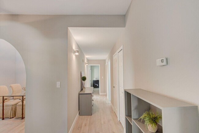 Building Photo - 16436 E Desert Sage Dr