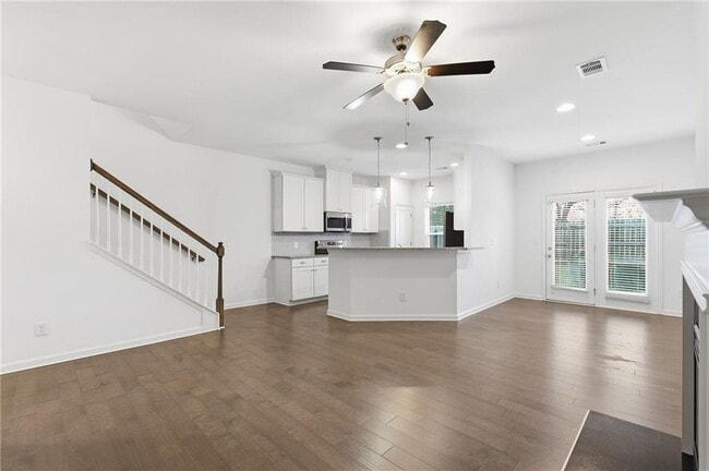 Building Photo - 4912 Longview Walk