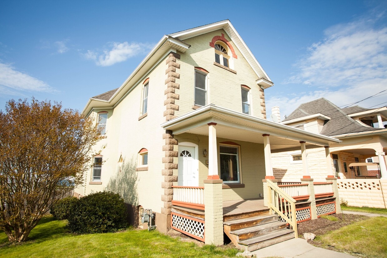 10 Snyder Ave, Hagerstown, MD 21740 House Rental in Hagerstown, MD