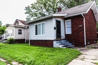 Building Photo - 1570 E Morgan Ave