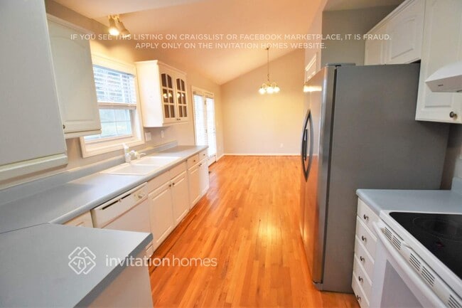 Building Photo - 3996 Leinbach Dr