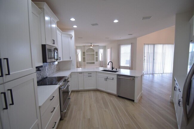 Foto del edificio - 359 SW Kestor Dr