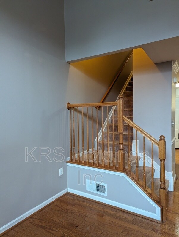 Building Photo - 14217 St Germain Dr